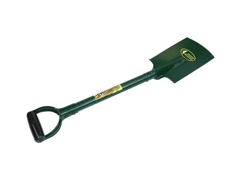 Front Runner Spade/Shovel With Axe Edge 1