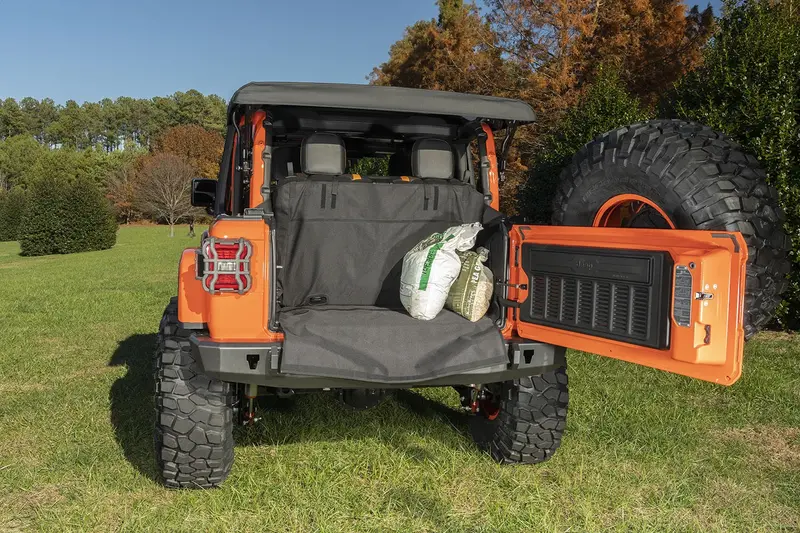 Rugged Ridge 13260.14 C3 Cargo Cover Fits 18-24 Wrangler (Jl) 1