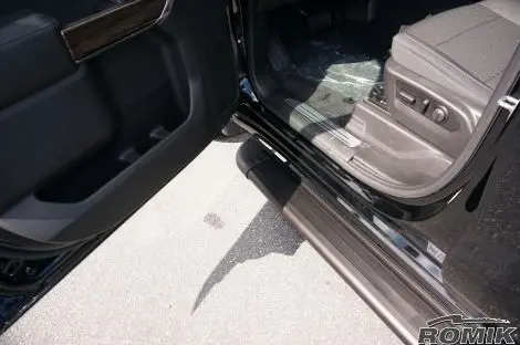 Romik Rb2-Tb Black Running Boards – Side Steps For 2019–Present Gmc Sierra Crew Cab 1